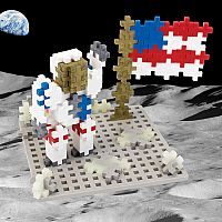 Baseplate Builder - Moon