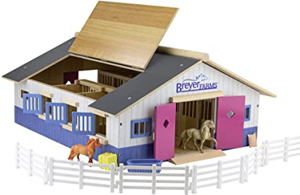 Deluxe Stable Playset