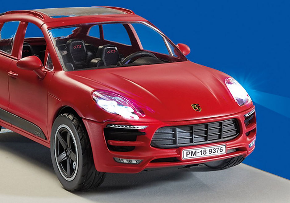 9376 Porsche Macan GTS - Raff and Friends