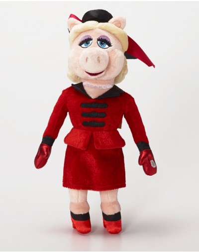 miss piggy red dress Red-y or not, 'tis moi, awash in a crimson tide of fab fashion! Muppets  Most Wanted gave me the incredible opportunity to stun in styles from  around the globe. This was my